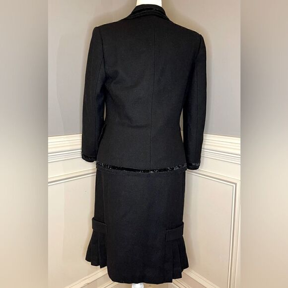 Banana Republic Wool Suit  - Picture 9 of 16